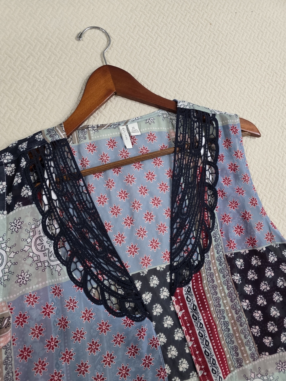 C. Est 1946 Patchwork Boho Open Front Vest Duster XL Sleeveless Mixed Print - Picture 2 of 13